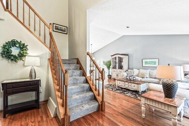 1011 Oakshade Drive-7.jpg-SMALL