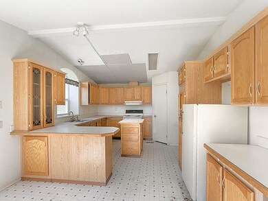 431-460457-Kitchen