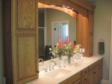 DUAL VANITIES