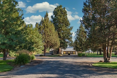 65309 Saddle Dr, Bend, OR 97703 - photo 2