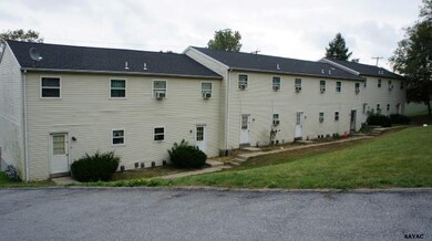 7 Townhouses
