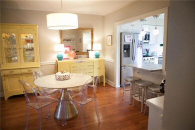 2406 Raymond Dr, Des Moines, IA 50310 - photo 7