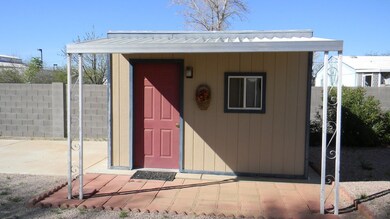 2851 W. Gregory 005