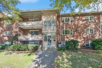 55 Jacqueline Rd unit 11, Waltham, MA 02452 - photo 3