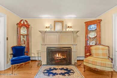 20 Center Rd Old Greenwich CT-large-047-