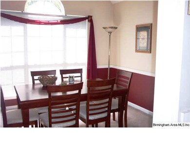 Great eating area in kitchen