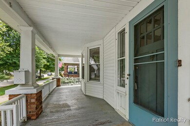 1131 Powers Ave. NW