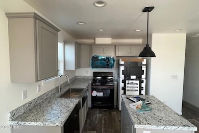 04-Meridian-29-Kitchen-1-1200x800_c