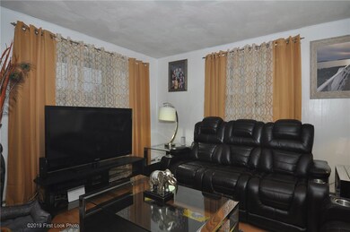 76 Manomet St, Providence, RI 02909 - photo 3