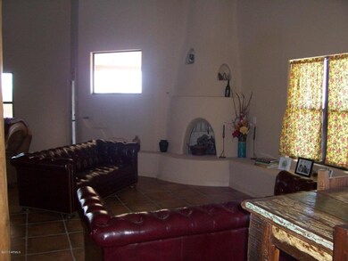 Family Room, Fireplace