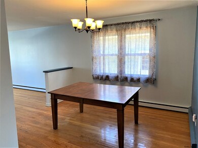 29 Mariette Place, Albany, NY 12209 - photo 5