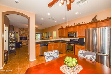 02 Kitchen