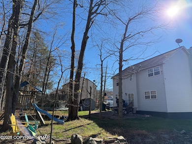 9043 Idlewild Dr, Tobyhanna, PA 18466 - photo 4