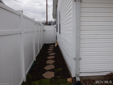 Privacy fence