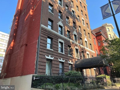 1125 12th St NW unit 83, Washington, DC 20005 - photo 2