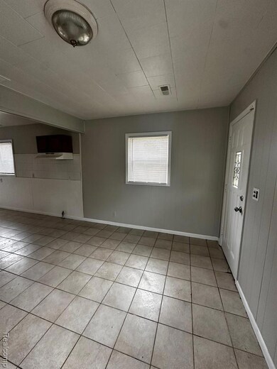 20818 Atlantic Ave, Warren, MI 48091 - photo 7