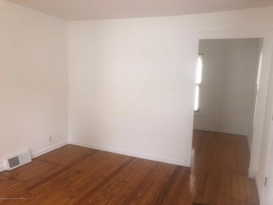 306 E Cavanaugh