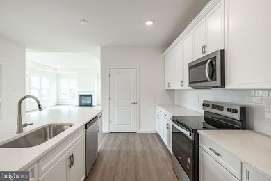 12404 Ruby Red Dr, Fredericksburg, VA 22407 - photo 7