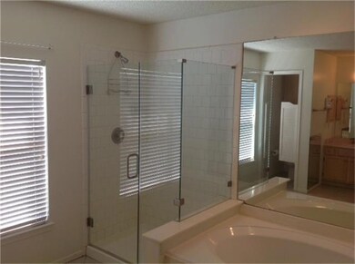 3901 Spring Garden Dr, Pearland, TX 77584 - photo 5