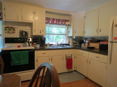 25 Nutter St, Rochester, NH 03867 - photo 6