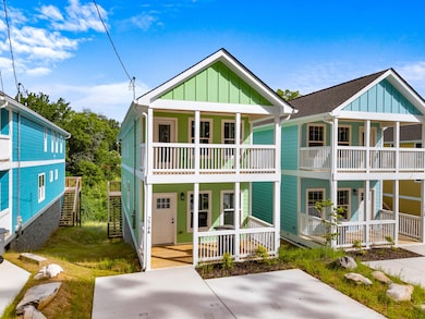 062-270WestMainStreet-ABC-Dandridge-TN-3