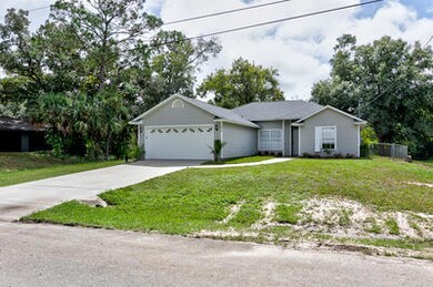 879 Gladiola Ave, Sebastian, FL 32958 - photo 4