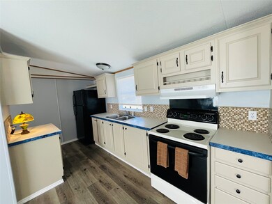 13310 Pleasant Way, Alvin, TX 77511 - photo 4