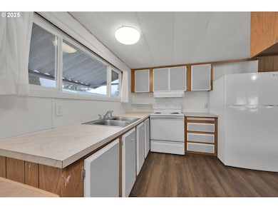 1475 Green Acres Rd unit 52, Eugene, OR 97408 - photo 7