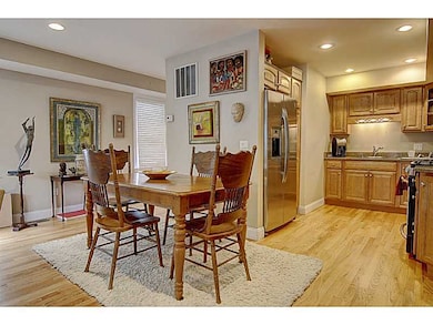 57 E George St unit 2, Providence, RI 02906 - photo 5