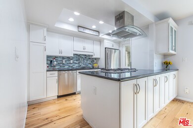 2208 Vanderbilt Ln unit 4, Redondo Beach, CA 90278 - photo 5