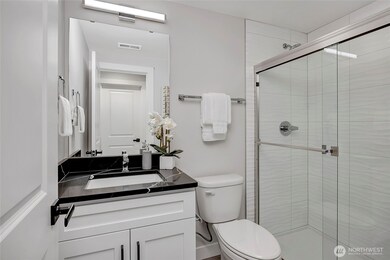 6726 NE 187th St unit 102, Kenmore, WA 98028 - photo 5