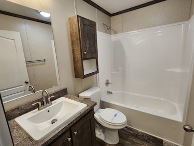 167 Birch unit 167, Highland, MI 48357 - photo 5