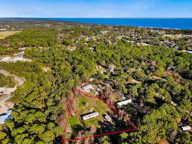 135 Daisey St, East Point, FL 32328 - photo 6