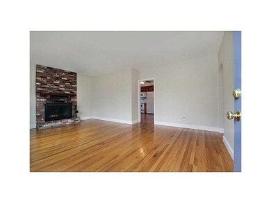 30 Toppa Blvd, Newport, RI 02840 - photo 5