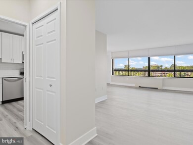 3701 S George Mason Dr unit 613N, Falls Church, VA 22041 - photo 5