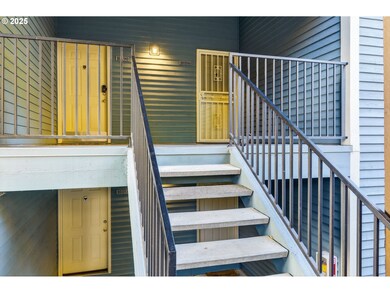 10186 SE Talbert St unit 10186, Clackamas, OR 97015 - photo 4