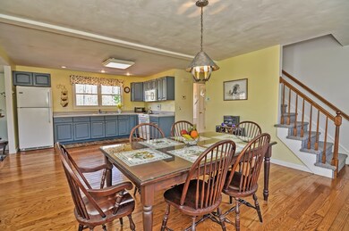 133 Chestnut St, Rehoboth, MA 02769 - photo 5
