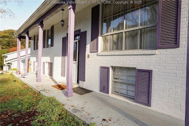 107 Brookhaven Cir, Nitro, WV 25143 - photo 4