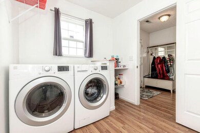 Laundry-MudRoom-18