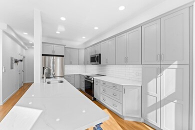 730 E 8th St unit 2, Boston, MA 02127 - photo 4