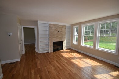 35 Schwinn Dr unit 104, Nashua, NH 03062 - photo 5