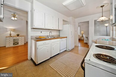 1205 Holton Ln, Takoma Park, MD 20912 - photo 6