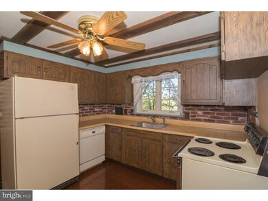 529 Mill Rd, Hatfield, PA 19440 - photo 7