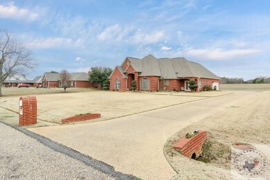 6008 Lost Creek Dr, Texarkana, TX 75503 - photo 2