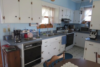 Kitchen downstairs