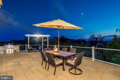 21585 Burnt Hickory Ct, Broadlands, VA 20148 - photo 2