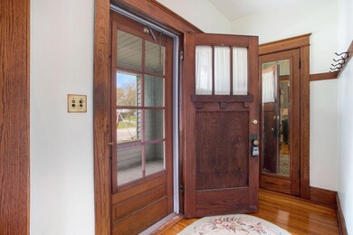 604 E Michigan Ave, Marshall, MI 49068 - photo 2