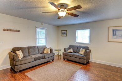 805 N 5th Ave Wilmington NC-large-007-12