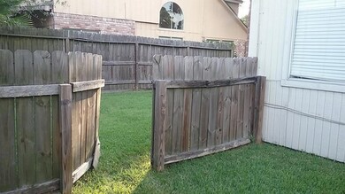 15506 Hatfield Hollow Dr, Tomball, TX 77377 - photo 6