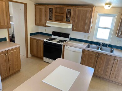 7 Kitchen
